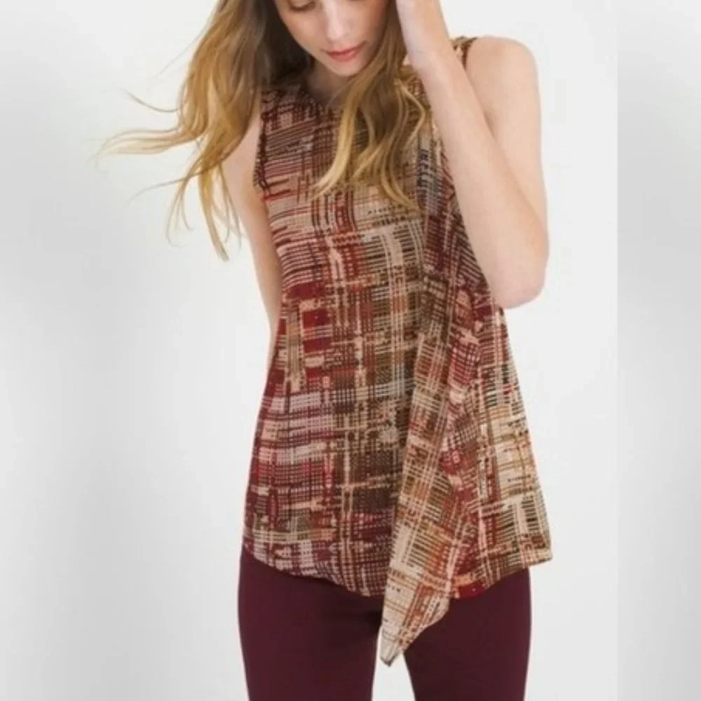 WHBM Shades of Red Cascading Asymmetrical Sleeveless Blouse - Picture 8 of 8